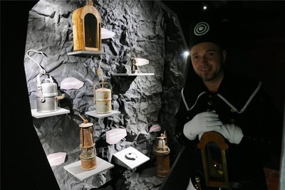 Im Bergbaulabyrinth von Burg Scharfenstein.