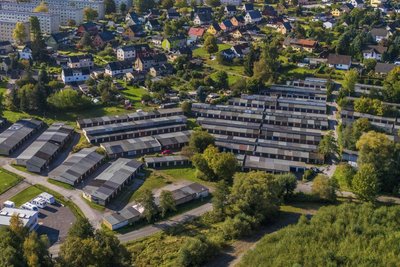 Die Dimension des Garagenkomplexes am Ölpfanner Weg in Schwarzenberg wird aus der Vogelperspektive erst deutlich.