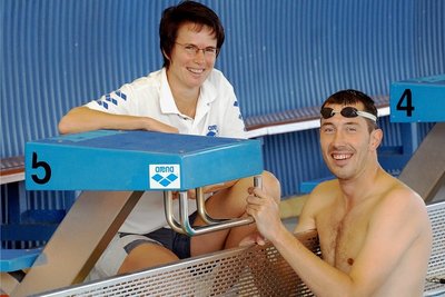 Stev Theloke entwickelte sich unter den Fittichen von Ute Schinkitz zu einem Weltklasseschwimmer auf den Rückendistanzen.