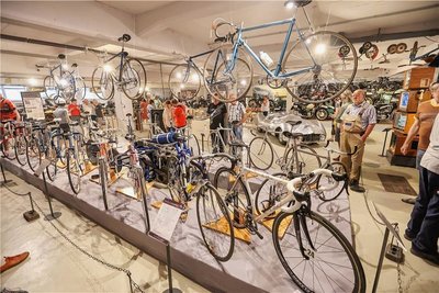 Die Sonderausstellung "Geheime Entwicklung: DDR-Rennräder von Textima" mit etwa 25 Exemplaren ist bis Mitte Oktober zu sehen. Dann soll es auch eine Veranstaltung mit Radsportlern geben. 