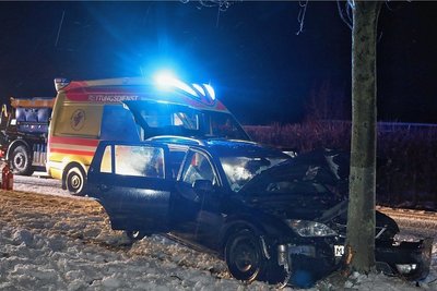 Wegen eines Unfalls war die Straße zeitweise gesperrt. 