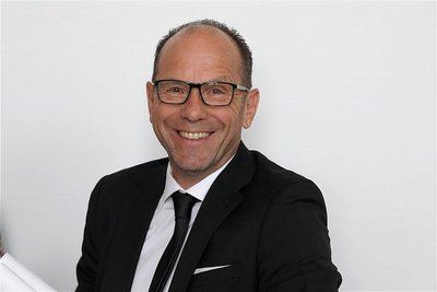 Lothar Ungerer hat die Stadträte über die angedachte Schaffung einer Erstaufnahmeeinrichtung informiert. Foto: Andreas Kretschel/Archiv