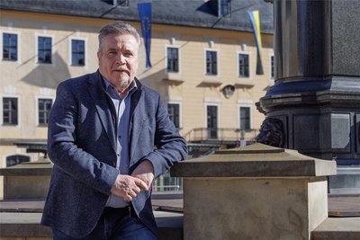 Auch für Oberbürgermeister Rolf Schmidt ist der Verlust von 1029 Einwohnern auf dem Papier derzeit weder erklärbar noch nachvollziehbar. Deshalb behält er sich die Option offen, gegen den Feststellungsbescheid mit rechtlichen Schritten vorzugehen.