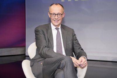 „Man soll nie nie sagen!“ Der Unionskanzlerkandidat Friedrich Merz lässt die Frage zur Reform der Schuldenbremse offen.