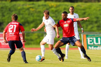 Fußball-Drittligist FC Erzgebirge Aue ist eine Runde weiter. 