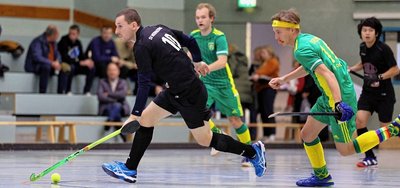 Der Meeraner Stürmer Peter Köhnen lief seinen Gegenspielern nicht nur regelmäßig davon, sondern steuerte auch zwei Treffer zum 6:4-Sieg des Motor-Teams gegen den Tresenwalder HC bei. 