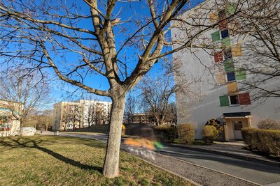 Im Dürer-Wohngebiet in Stollberg soll der Campus entstehen. Zwei in die Jahre gekommene Wohnblöcke könnten so eine neue Nutzung finden.