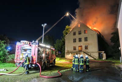In dem leer stehenden Haus an der Schwefelwerkstraße in Johanngeorgenstadt war im Juli 2021 ein Brand ausgebrochen.