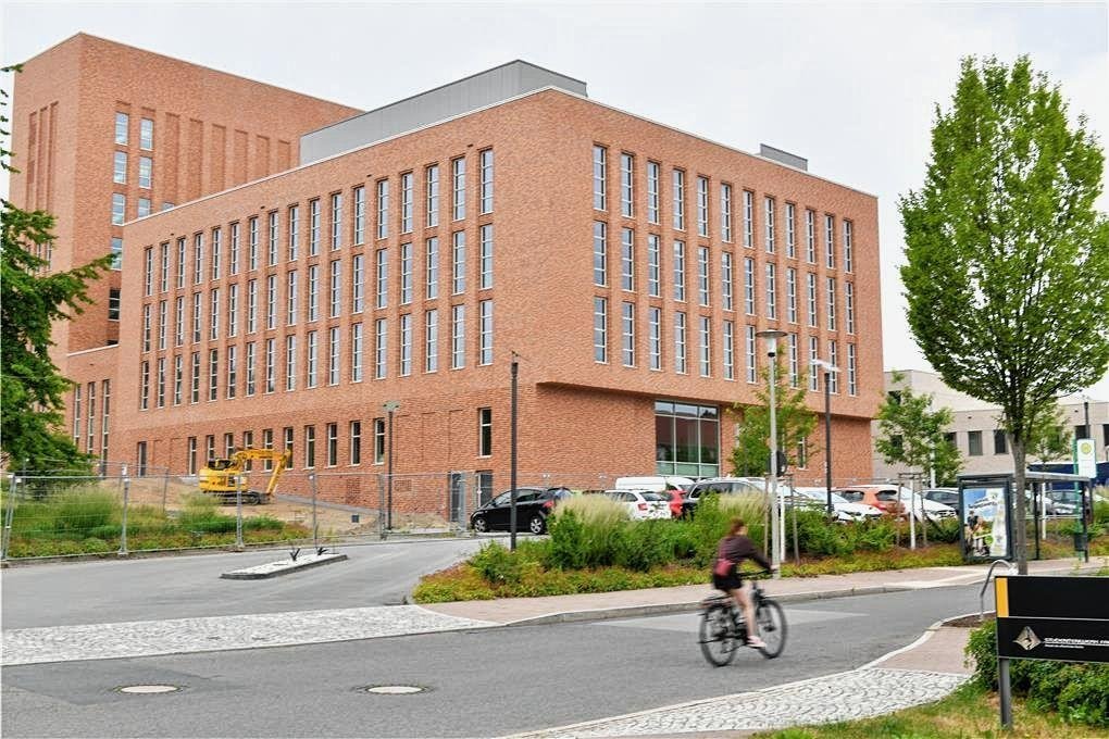 Freiberg Warum Die Unibibliothek Teurer Wird freiberg-warum-die-unibibliothek-teurer-wird