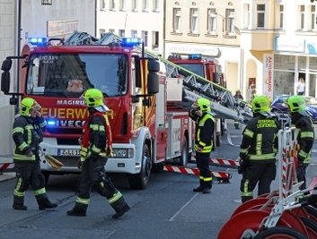Feuerwehreinsatz in Lichtensteiner Altmarkt. Am Ende ging alles glimpflich aus. 