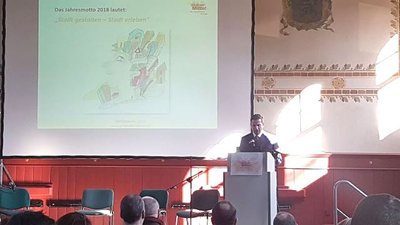 Sachsens Wirtschaftsminister Martin Dulig (SPD) spricht bei der Auftaktveranstaltung in Mittweida.