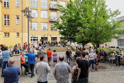 Die Organisatoren zeigten sich überrascht vom Zuspruch. Das Publikum freute sich: Endlich sei wieder mal was los in Lichtenstein, so der Tenor.