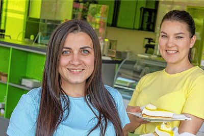 Seit 1. Mai arbeiten die Ukrainerinnen Yuliia Reznichenko (links) und Maryna Yaroshenko im Rodewischer Göltzschtaltreff mit. 