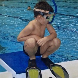 So hatte alles angefangen: Robert Golenia bei den ersten Trainingseinheiten. Mittlerweile gehört der heute 22-Jährige über 400 Meter Flossenschwimmen und mit der Deutschen Staffel zur Weltspitze. 