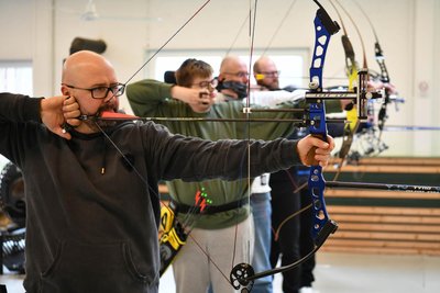 Die Bogenschützen bilden eine Sparte bei der Schützengilde Niedersteinbach. Ihre Zahl hat kontinuierlich zugenommen.