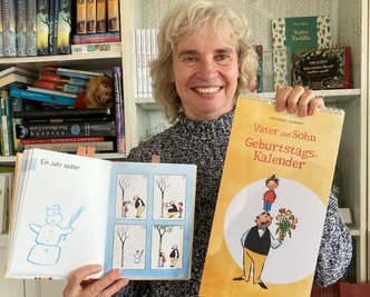 Die Illustratorin Christina Leesker aus Münster hat zahlreiche Bildgeschichten über Vater und Sohn koloriert. Links ist ihr Lieblingscomic von e.o.plauen zu sehen, bei dem ein Baum und ein Nagel eine Rolle spielen. 