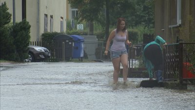 Nach einem Unwetter am Samstag in Königswalde wurden die Kameraden der Feuerwehren an etwa 40 Einsatzstellen gebraucht.