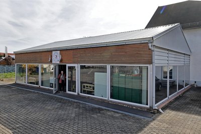 In diesem Gebäude an der Meeraner Straße 65 war zuletzt ein Bioladen untergebracht.