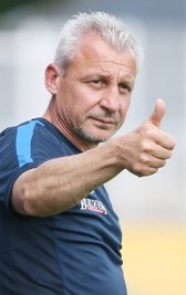 Pavel Dotchev freut sich auf sein erstes Pflichtspiel als FCE-Trainer im Erzgebirgsstadion.