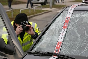 81-Jähriger von Auto erfasst und schwer verletzt -