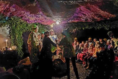 Mehr als 70 Gäste verfolgten im Vorjahr die Märchenaufführung des Mode- und Showteams aus Greiz in der Grube Tannenberg. In diesem Jahr gibt es eine Fortsetzung.