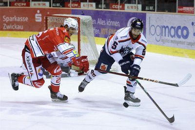 Stürmer Lukas Wagner (links) hat an den ersten vier Spieltagen der neuen Saison auch im Powerplay gespielt.
