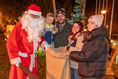 Weihnachtsmarkt an der Talsperre Kriebstein mit Familie Gilgen aus Kriebethal.