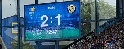 Der VfB Auerbach hat die einstige Anzeigetafel des CFC gekauft.