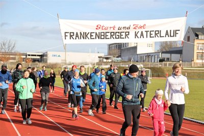 Über 200 Teilnehmer zählten die Ausrichter vom SV Turbine Frankenberg beim Katerlauf am 1. Januar 2024.