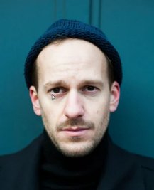 Leonhard Hieronymi hat seinen dritten Roman vorgelegt. 