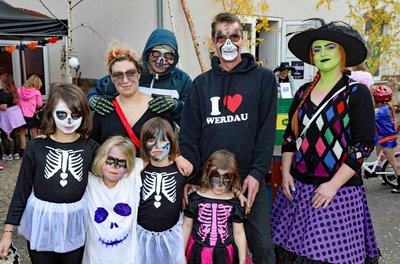 Mit der bisher wohl größten Halloween-Party der Stadt ging am Montagabend in Werdau die Premiere des Kulturmonat "ART Werdau" zu Ende.