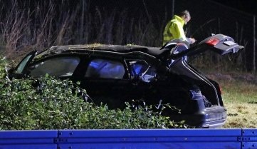 Unfall auf der A 4: Lange Zeit war nur eine Fahrspur frei.