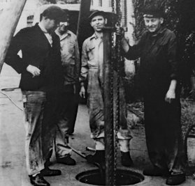 Brunnenbau in den 1950er-Jahren. 
