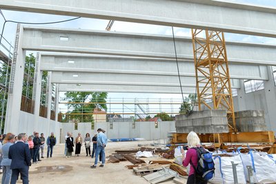 Das zentrale Bohrkern- und Probenarchiv in Freiberg feierte Richtfest.