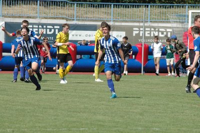 Jubel nach Schlusspfiff: Die Mittweidaer B-Junioren rangen den BSC Freiberg in der Verlängerung nieder.