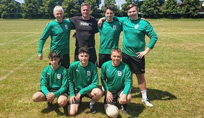 Das Meisterteam: Rigo Völkel (hinten von links), Guido Goldmann, Björn Mothes, Luca Woida, Richard Völkel (vorne von links), Lukas Dietel und Jörg Mothes. 