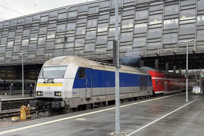 Die Doppelstock-Züge mit den Diesel-Lokomotiven sollen Sonntag von der Strecke genommen werden.