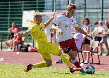 In der 1. Pokalrunde schieden die Flöhaer um Tommy Möbius (r.) gegen Heidenau denkbar knapp aus. Auch diesmal gehen sie als Außenseiter in die Partie, wissen aber dass sie nicht chancenlos sind. 