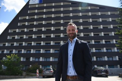 Stammt aus Zeulenroda: Martin Lenßner ist neuer Direktor im Ferienpark Schöneck. 