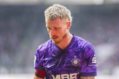 Er ist ein Kreativspieler und soll beim FC Erzgebirge als Führungsspieler und Leistungsträger vorangehen. Diesen Ansprüchen konnte Marvin Stefaniak nach einer eigentlich vielversprechenden Saisonvorbereitung nie gerecht werden. Der Mittelfeldprofi war über viele Monate zu verkopft und weit entfernt von seinem Leistungsmaximum. .