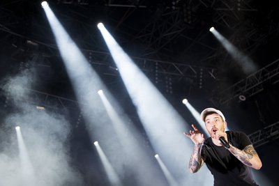 Rapper Casper im Konzert