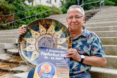 Viel Kraft haben die Altstadtfreunde Annaberg um den Vorsitzenden Siegfried Gäbel in die Festvorbereitung investiert. 
