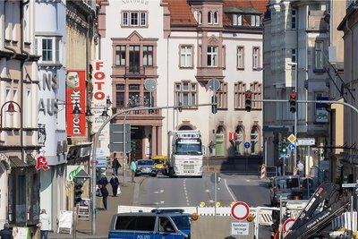 Die B 101 in Aue ist seit Montagmorgen gesperrt. 