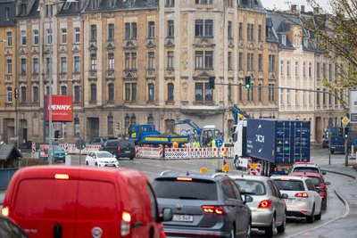 An der Media-Markt-Kreuzung in Plauen hat es eine Trinkwasserhavarie gegeben.