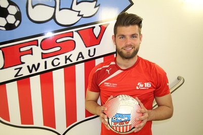 Torhüter Tom Neukam