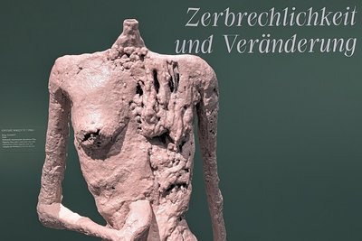 Die Intervention der litauischen Künstlerin Gintarė Sokelytė greift die Formensprache Lehmbrucks auf. Ihre Figuren sind offener, gewähren Einblick in ihr Innenleben.