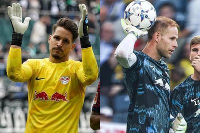 "Janis steht im Tor, macht das gut und hält. Pete war elf Monate raus und bekommt morgen ein Spiel in Wiesbaden."