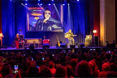 Dieter „Maschine“ Birr am 17. Februar 2024 zu Gast im Tivoli Freiberg zur Vor-Premiere seines neuen Buches „Was bisher geschah“.