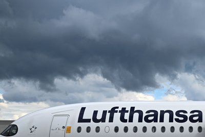 Am Frankfurter Flughafen gab es einen Zwischenfall mit einer Lufthansa-Maschine. (Symbolbild)