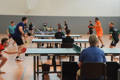 In der Zschopauer Nexö-Turnhalle wurde an zehn Platten gespielt.